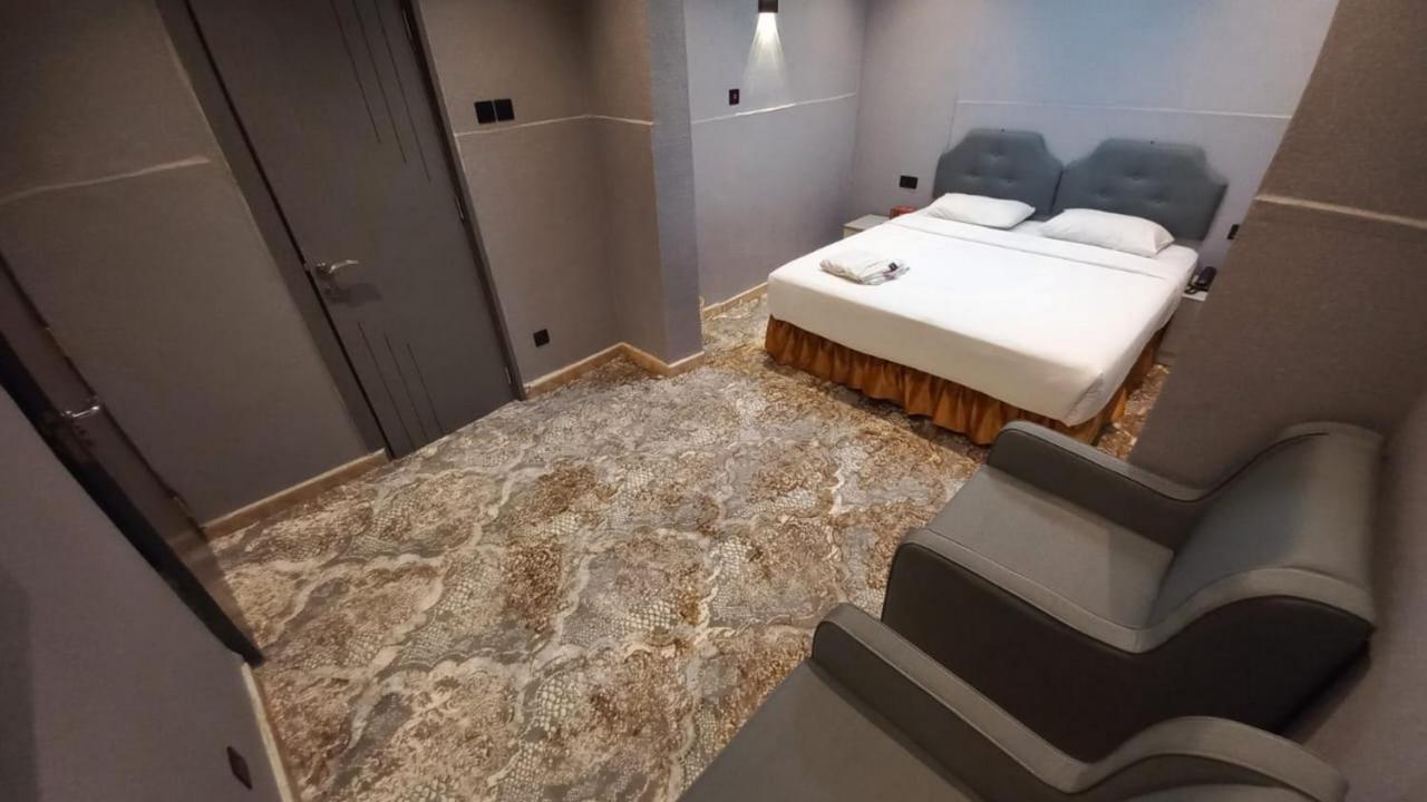 Sur Hotel Buitenkant foto