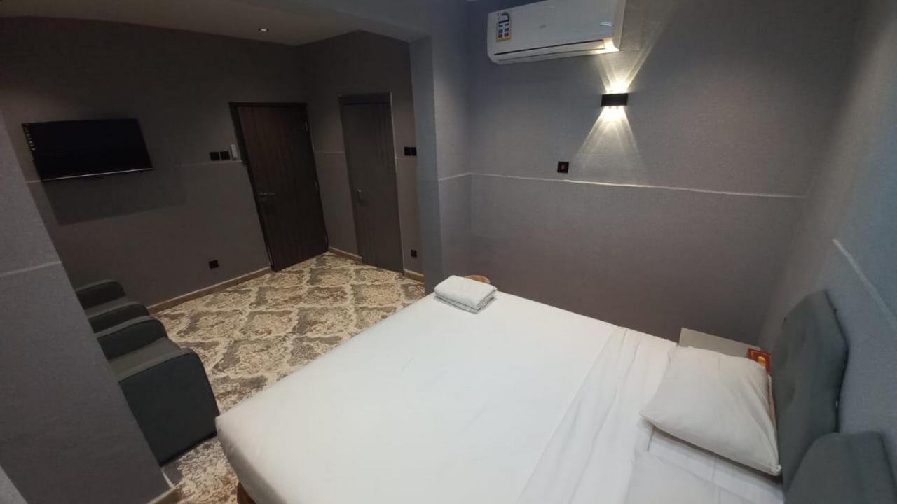Sur Hotel Buitenkant foto