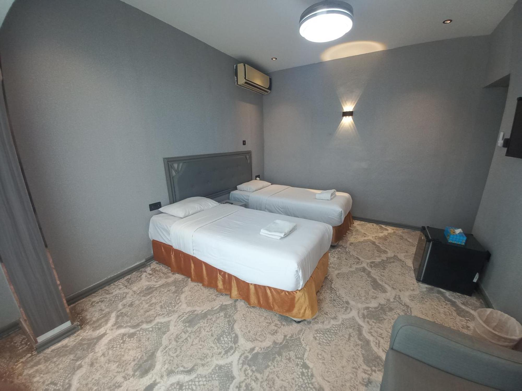 Sur Hotel Buitenkant foto